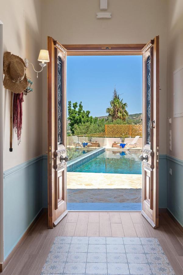 Remedio Villa Neon Khorion (Chania)